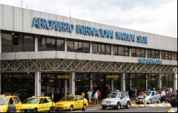 La medida regirá desde el primer minuto de este martes y hasta las 24 del 5 de abril, y no regirá para los vuelos que solo transporten mercaderías