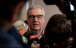 La nueva cifra de víctimas se dio tras dos días seguidos con más de 340 víctimas y 2.400 contagios diarios, según lo informado por el ministro Angelo Borrelli.