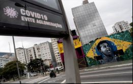 Bolsonaro dijo que si no se levantan las restricciones Brasil enfrenta un “horizonte de caos” con saqueos y violencia callejera similar a Chile en 2019