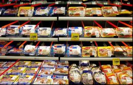 El fallo dispuso el pago de US$8,1 millones para Cencosud S.A., US$4,8 millones para SMU S.A., y de US$7,9 millones para Walmart S.A..