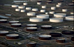 El martes los precios del petróleo en EE.UU. están nuevamente en territorio positivo luego del sorprendente colapso del lunes a valores negativos