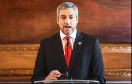 “Hemos decidido, siguiendo los protocolos sanitarios, postergar las clases presenciales hasta diciembre”, dijo el presidente Mario Abdo en rueda de prensa