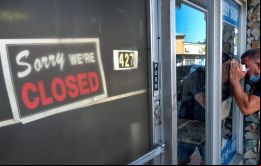 En menos de siete semanas, más de 36 millones de personas se inscribieron en Estados Unidos para recibir el seguro de desempleo, lo que supone la mayor caída económica desde la Gran Depresión.