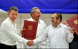 Cuando las FARC se disolvieron, a partir del acuerdo de paz firmado con Juan Manuel Santos en 2016, el Ejército de Liberación Nacional (ELN) pasó a ser la organización insurgente más numerosa y antigu