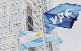  YPF reseñó que el Tribunal Federal para el Distrito Sur de New York rechazó el planteo de Forun non conveniens que fuera oportunamente presentado por la Sociedad así como por la República Argentina