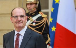  Jean Castex es un político conservador de 55 años, que desde 2008 es alcalde de Prades, un municipio de los Pirineos Orientales