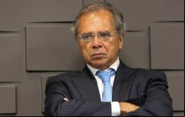 El ministro de Economía Guedes, calificó como una desbandada las dimisiones, aunque aclaró que su reacción será la de acelerar las reformas