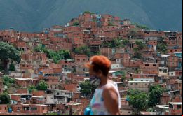 Según datos relevados por el FMI, Venezuela mostraría una inflación del 15.000%, Turquía 12% y Colombia 3,5% y Sudáfrica 2,4%.