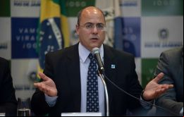Wilson Witzel es un ex juez ultraderechista electo gobernador en 2018 al calor de la victoria de Bolsonaro, con quien rompió políticamente al inicio de la pandemia 