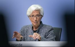 Para Christine Lagarde, la recuperación económica está perdiendo impulso y la fortaleza del euro daña las expectativas de inflación