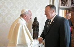 El secretario de Estado cardenal Pietro Parolin sugirió que Pompeo podría estar tratando de utilizar a la Iglesia católica para tratar de ganar votos para el presidente Donald Trump