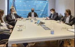 En el Palacio de Hacienda, el ministro Martín Guzmán, y el presidente del Banco Central, Miguel Pesce, mantuvieron una excelente reunión con la misión del FMI (Foto TELAM)