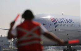 LATAM Brasil señaló estar en o con el Sindicato de Aeronautas  para iniciar las negociaciones de un nuevo modelo de remuneración de sus tripulantes