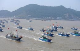 El 24 de septiembre la embajada de EE.UU. en Perú, se emitió una alerta por la presencia de los 300 barcos chinos, a unas 230 millas de las costas de Pisco
