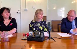 Directora de Servicios Médicos Dra. Edwards, el protocolo de cuarentenas y rastreos  cumplieron y se logró detectar los dos primeros casos positivos entre civiles  