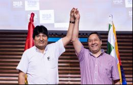 El artículo menciona a Luis Arce y Evo Morales, en Bolivia como el último caso de esa tendencia