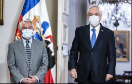 El apoyo a Piñera  es del 16%, en tanto el mejor evaluado es el ministro de Salud Pública Enrique Paris (I)se mantiene en el primer lugar con un 65% de aprobación. 