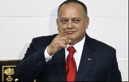 Claro, y el que no vote, no come. Se le aplica una cuarentena y no come, dijo el segundo del régimen venezolano en un acto en el municipio de Bolívar.