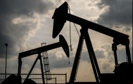 Los precios del referencial petrolero Brent subieron con las noticias, ganando casi un 5% por encima de los 53 dólares por barril 
