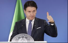 Con su renuncia, Conte busca darle una salida a la crisis política originada en la partida de la coalición gobernante de la fuerza Italia Viva