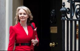 La ministra de Comercio, Liz Truss, dijo que posicionaría a Reino Unido en el corazón de algunas de las economías de más rápido crecimiento en el mundo (Foto Pink News)