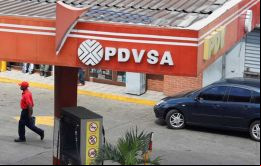 El fiscal Tarek Saab dijo que Aryenis Torrealba y Alfredo Chirinos, ambos detenidos en febrero del 2020, fugaron información sensible y confidencial de la industria petrolera.