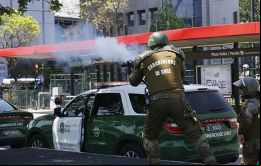 “Chile debe avanzar urgentemente con una reforma seria y rigurosa a Carabineros”, afirmó el director de HRW, el chileno José Miguel Vivanco