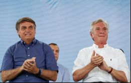Bolsonaro agradeció a Collor en un acto en el que lo llamó de asesor por haber presentado propuestas para la reducción de impuestos sobre los combustibles