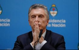 Se los acusa de delitos de defraudación por istración infiel agravada por ser cometida en perjuicio de la istración pública y malversación de caudales públicos