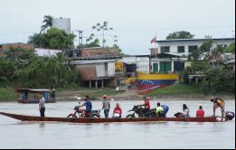 Miles de venezolanos desplazados han cruzado a Colombia para escapar del conflicto en las últimas semanas. (Foto: EFE)