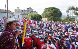 “El cambio y la lucha apenas están comenzando”, dijo Castillo.