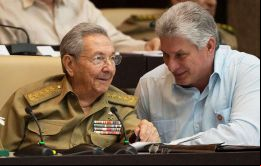 Raúl Castro dijo en 2018 que quería que Díaz-Canel fuera su sucesor como líder del partido.