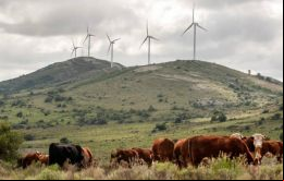 En diez años, el número de personas en el planeta sin  a la electricidad se ha reducido de 1.200 a 800 millones