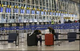 Los chilenos no podrán viajar al exterior excepto en situaciones extraordinarias, explicó Daza.