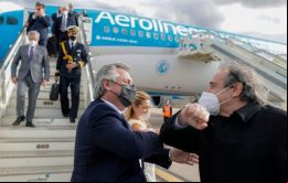 Después de reunirse con el rey Felipe VI y el Presidente del Gobierno Pedro Sánchez, Fernández tiene planeado ir a una Francia inmersa en una convulsión interna.