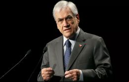 “Es nuestro deber como Gobierno escuchar con humildad y atención el mensaje del pueblo”, dijo un derrotado Piñera. (Foto Reuters)