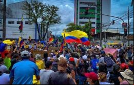 Las manifestaciones antigubernamentales unidas a la pandemia de coronavirus no se convierten en el mejor escenario para una competición deportiva.