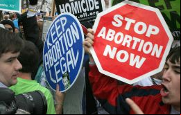 “Millones de niños pierden su derecho a vivir cada año debido al aborto”, dijo el gobernador Abbot.