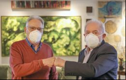 Aunque hayan sido rivales políticos, FHC ya votó por Lula una vez.