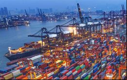 A la fecha hay cerca de 139 buques portacontenedores frente a las costas chinas que permanecen estancados, un 50% más que el promedio entre mediados de abril y principios de mayo