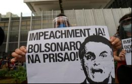 Bolsonaro presuntamente cometió 23 delitos, según el nuevo expediente