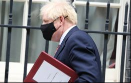 A partir de septiembre, una prueba negativa ya no será suficiente para acceder a los clubes nocturnos, dijo Johnson.