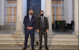  Fernández  y Lacalle Pou se reunieron personalmente para suavizar las relaciones entre ambos