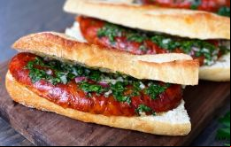 El fútbol sin multitudes asestó un duro golpe al consumo de choripanes
