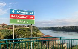 Acevedo está llevando a cabo la política del presidente Abdo de llegar a las provincias argentinas limítrofes