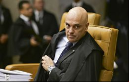 De Moraes, némesis de Bolsonaro, necesita más tiempo
