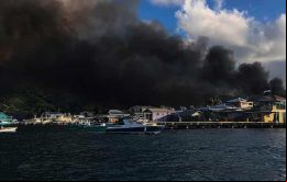 Guanaja no tiene Departamento de Bomberos (Foto AFP)