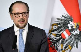 Ya está claro que este invierno y Navidad serán incómodos para los no vacunados, advirtió el canciller Schallenberg.