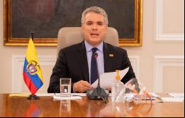 Duque dijo que la medida era una recomendación del comité asesor del Ministerio de Salud.