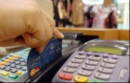 Las autoridades buscan atraer a los residentes de las ciudades limítrofes para que realicen sus compras navideñas en Paraguay